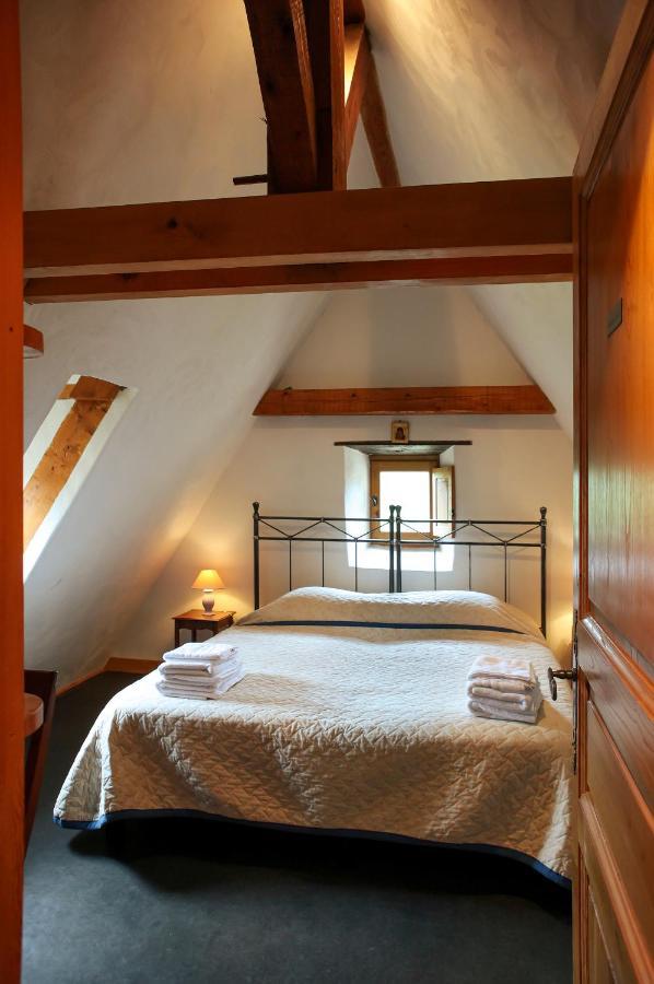 Chambres D'Hotes Avec Piscine La Rossillonie ベナック・エ・カズナック エクステリア 写真