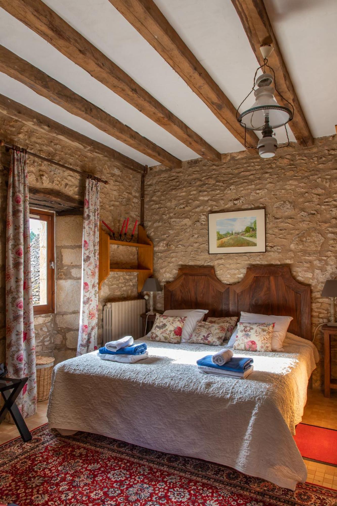 Chambres D'Hotes Avec Piscine La Rossillonie ベナック・エ・カズナック 部屋 写真