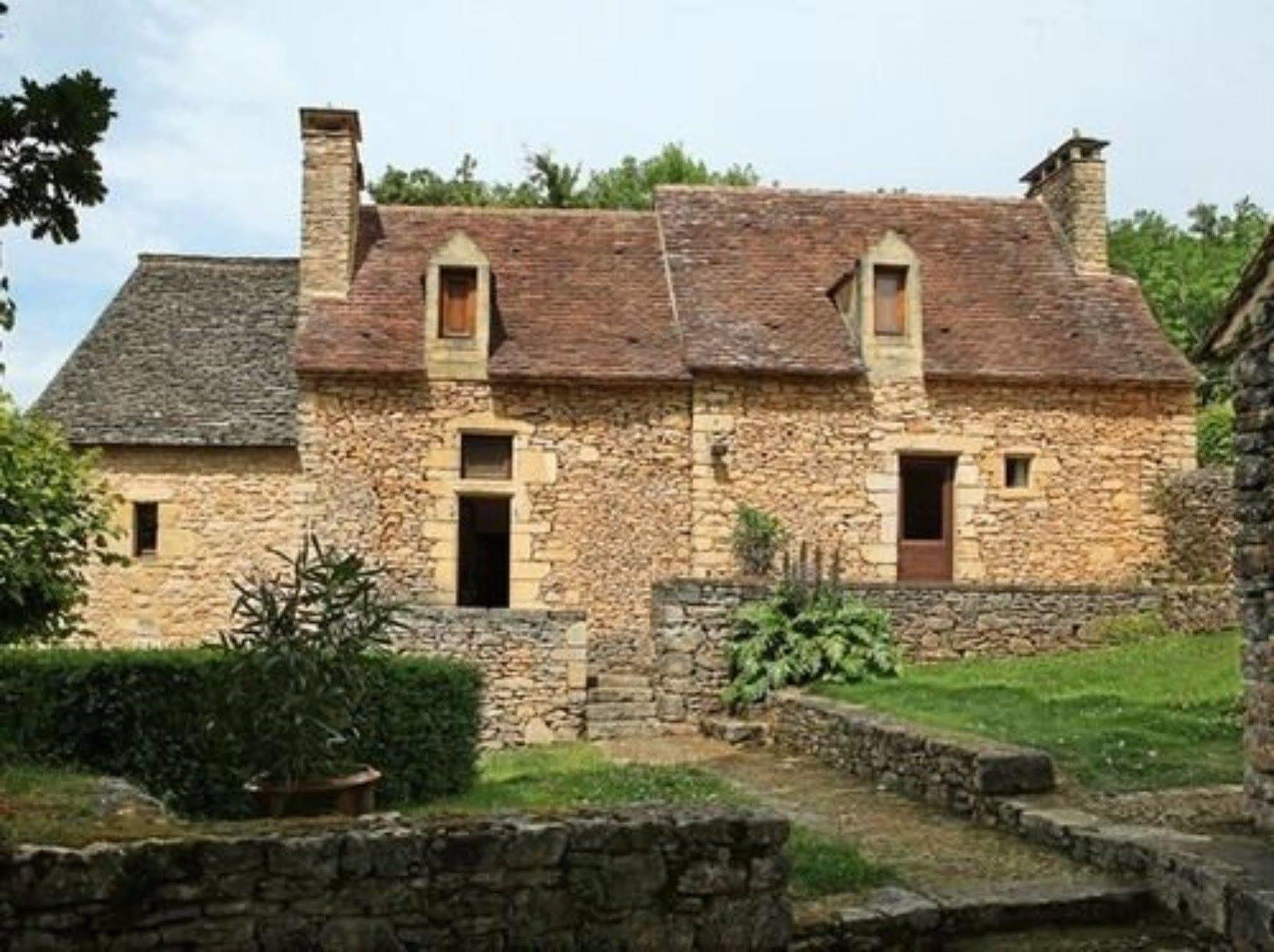 Chambres D'Hotes Avec Piscine La Rossillonie ベナック・エ・カズナック エクステリア 写真