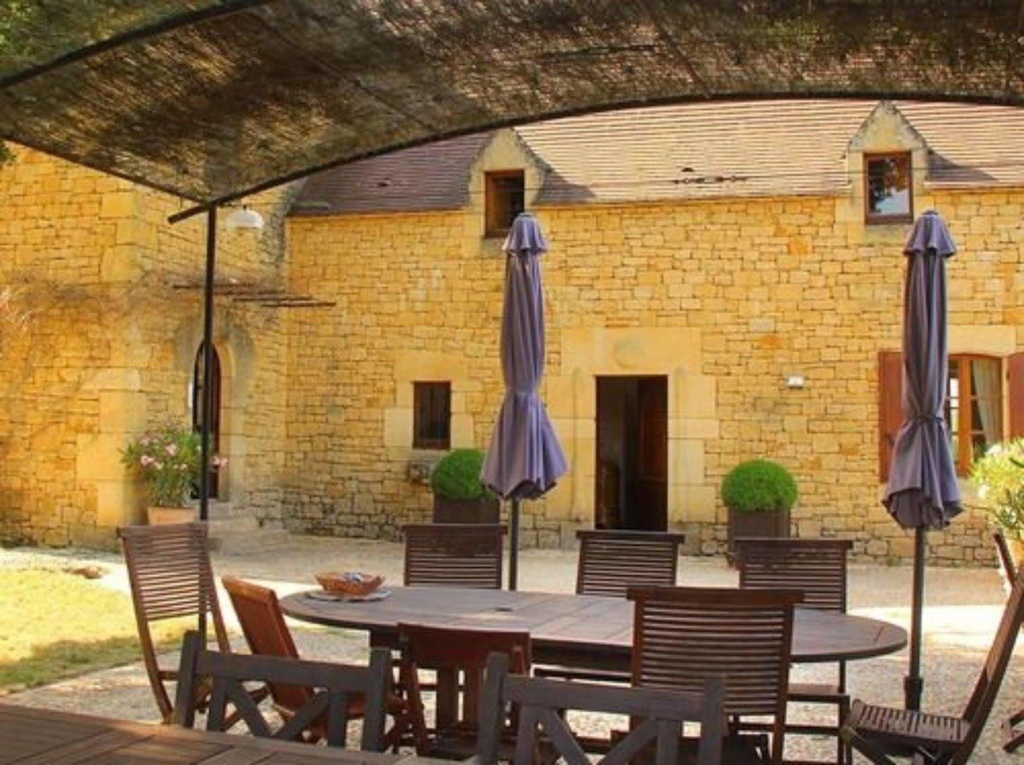 Chambres D'Hotes Avec Piscine La Rossillonie ベナック・エ・カズナック エクステリア 写真